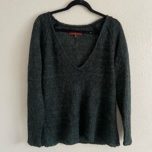 7 For All Mankind Wool Emerald Green Thin Knit V Neck Sweater Size Medium